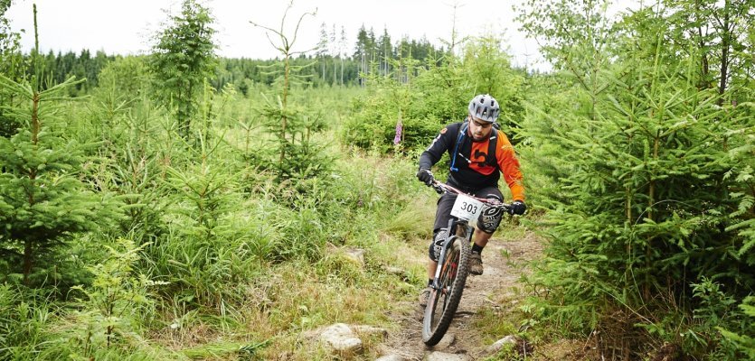 Thorsten von bike-components auf seinem Trail 