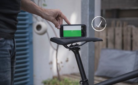 Ab Werk ist der Sattel horizontal eingestellt, damit man im normalen Fahrbetrieb nicht nach vorne oder hinten rutscht.
