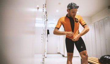 How to: Cycling Apparel - Base Layer, the Layer on the Skin