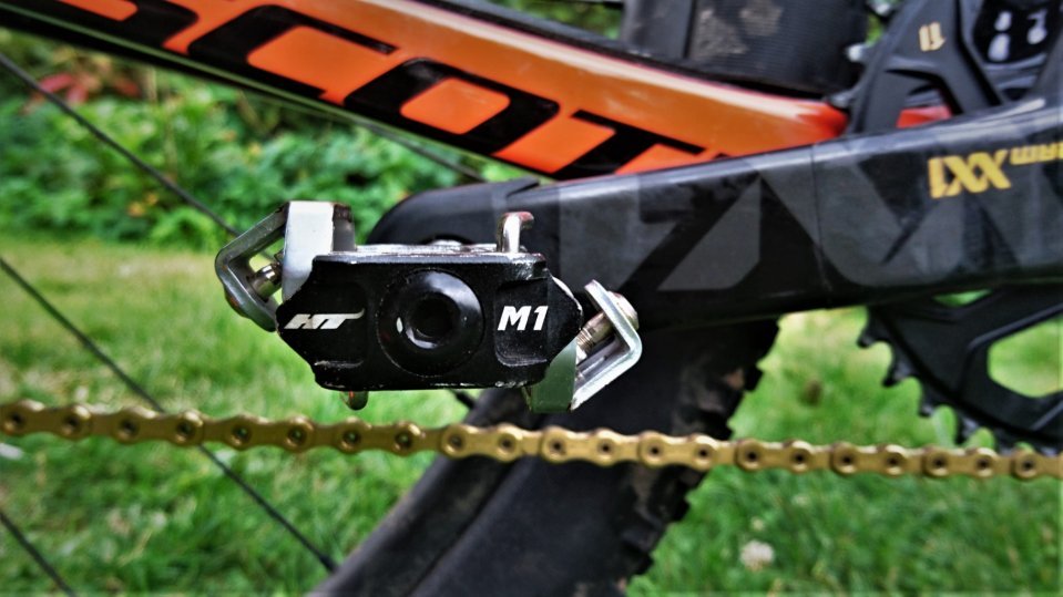 The open design makes it hard for dirt to stick.
