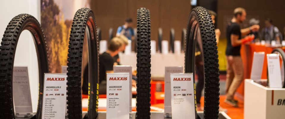 Maxxis sure made it easy to compare the different treads.