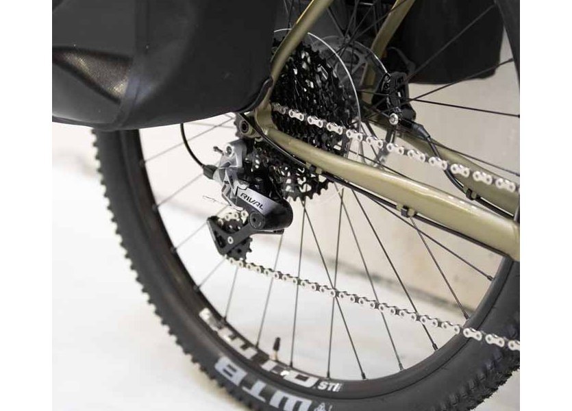 Bombtrack Hook EXT Gravel bike - details