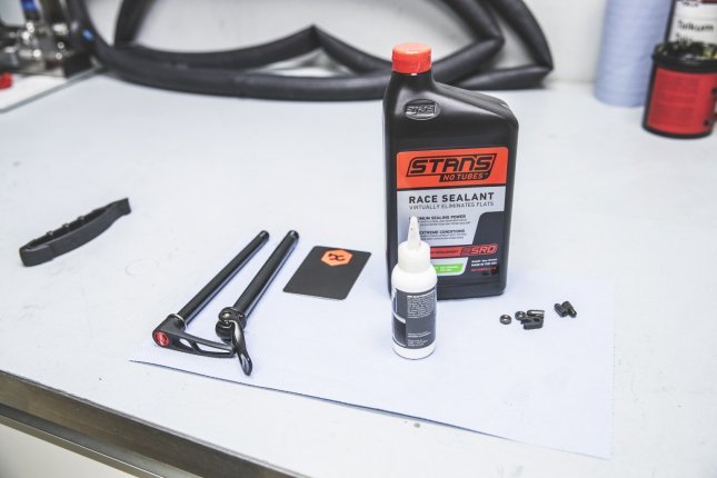 Tire Sealant Axles tools