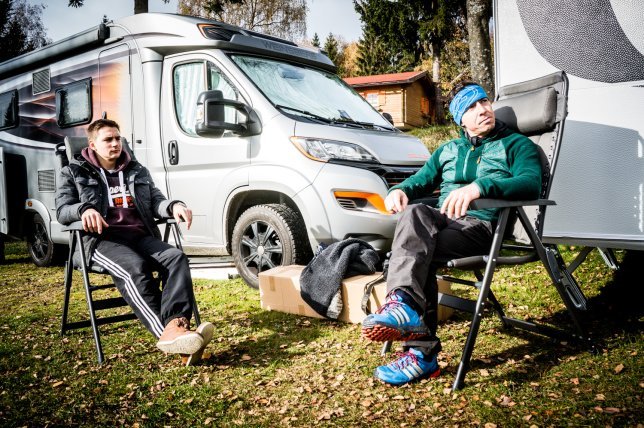 Links Max und rechts Florian aus dem PM von Knaus Tabbert