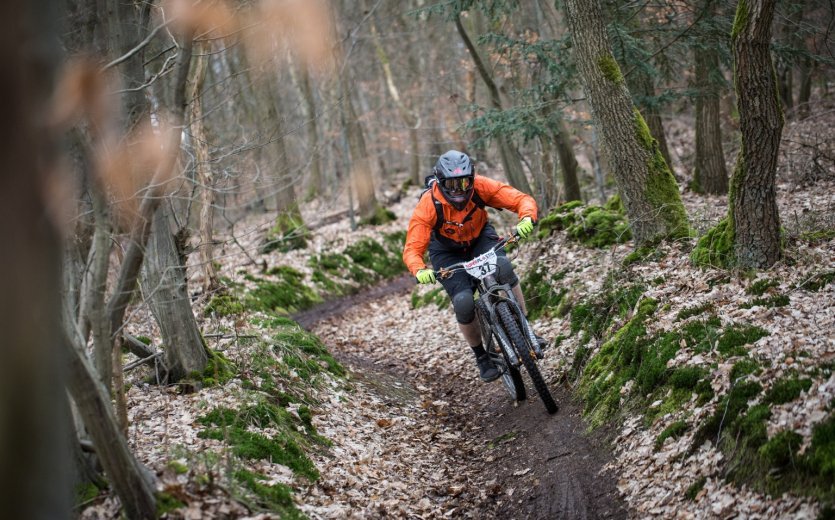 Die bike-components Mitarbeiter beim Superplastik Enduro Cup Rennen in Esneux, Belgien