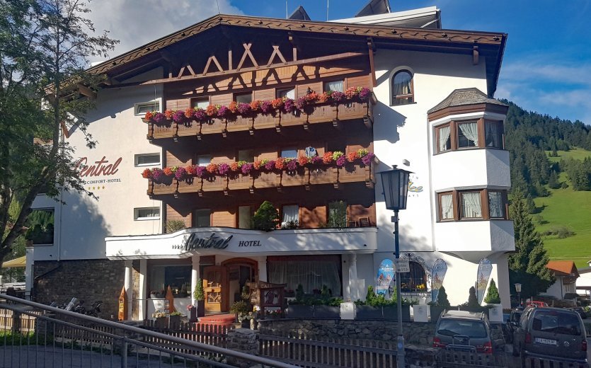 The Alpen Comfort Central Hotel.