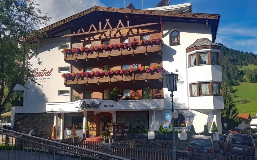 The Alpen Comfort Central Hotel.