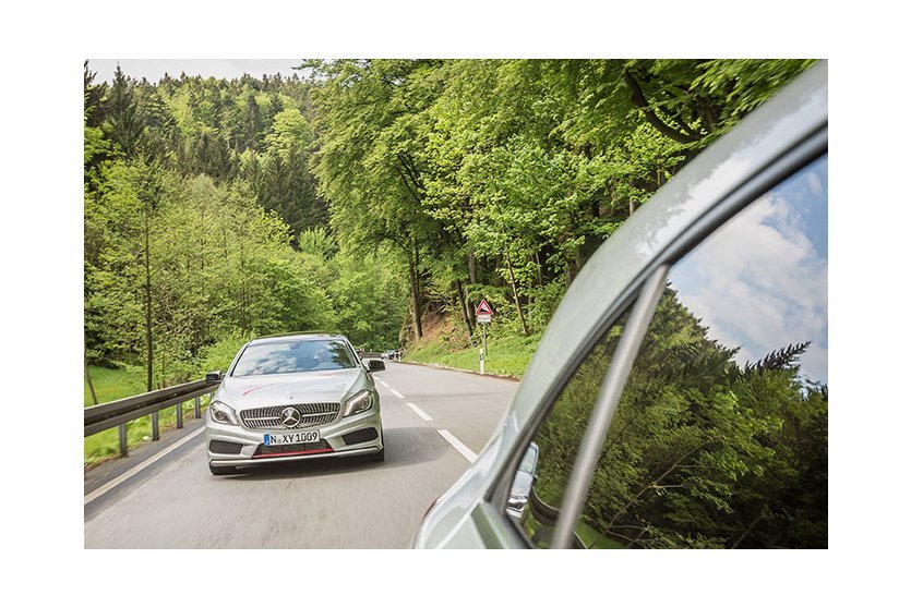 Anfahrt mit der Mercedes Testflotte zu Teste die Besten