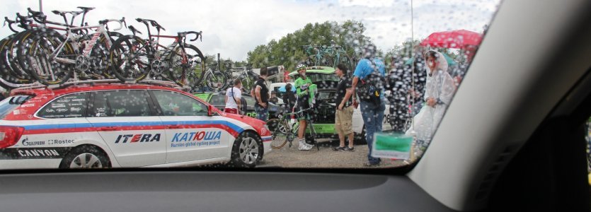 Christopher von bc bei der Tour de France 2014 im support Car von Mavic