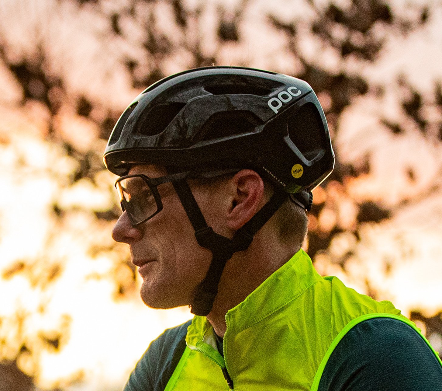 250404_POC_Helm_Header-Mobil.jpg