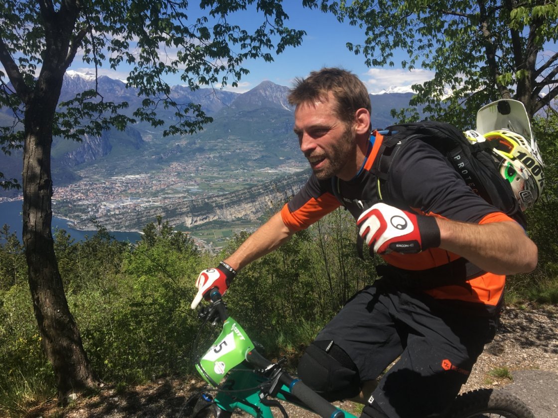 Rainer at the North Lake Enduro Race on a transfer between stages. 