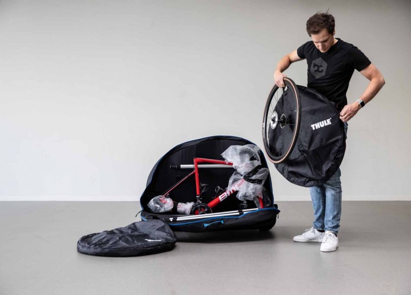 The wheels find space in their own, well-padded wheel bags.