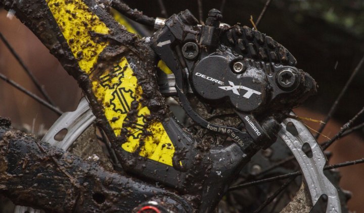 Review: Shimano XT BR-M8020 4-piston disc brakes