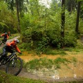 Die Bikes mussten sich unter widrigen Bedingungen bewähren.