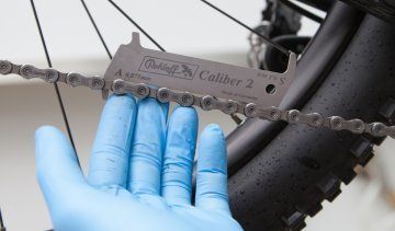 If you have aluminum or titanium sprockets you need to change the chain.