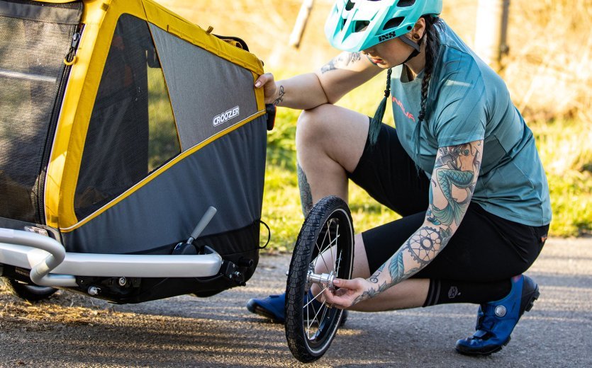 Les roues peuvent être montées et démontées rapidement et facilement à l'aide d'un système de fixation rapide.