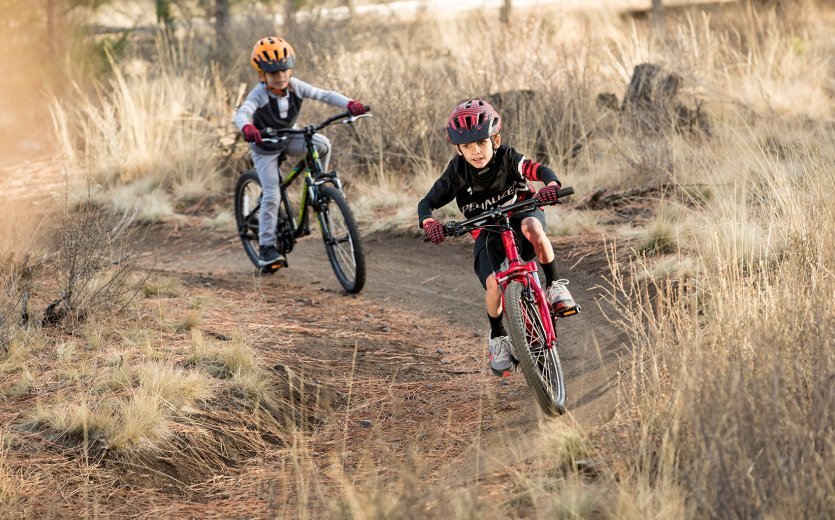 Avec l'équipement adapté, passer à son propre vrai vélo tout-terrain n'est pas difficile.