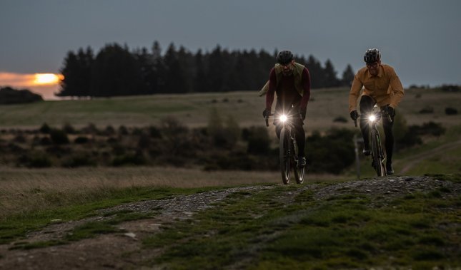 Die Erleuchtung: Alles über Licht am Fahrrad & E-Bike