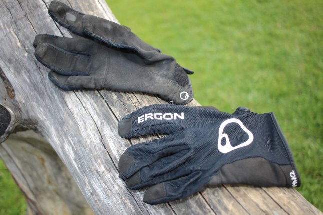 The Ergon HM2 gloves were my first choice for the Trans Provence 6-day Enduro stage race.