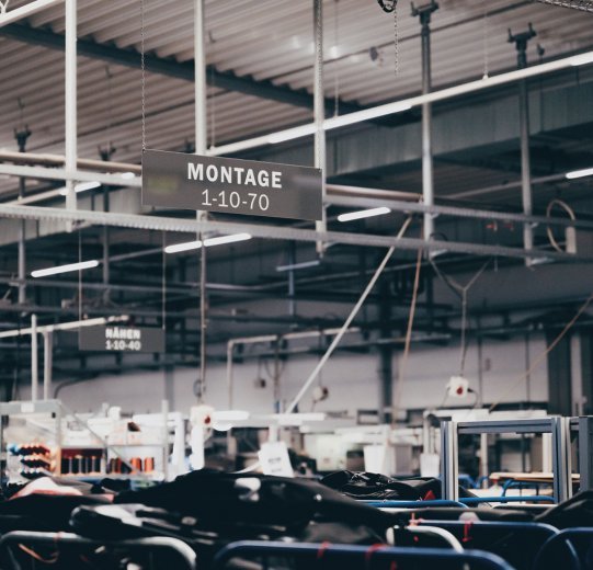 A view into the Ortlieb assembly hall. 