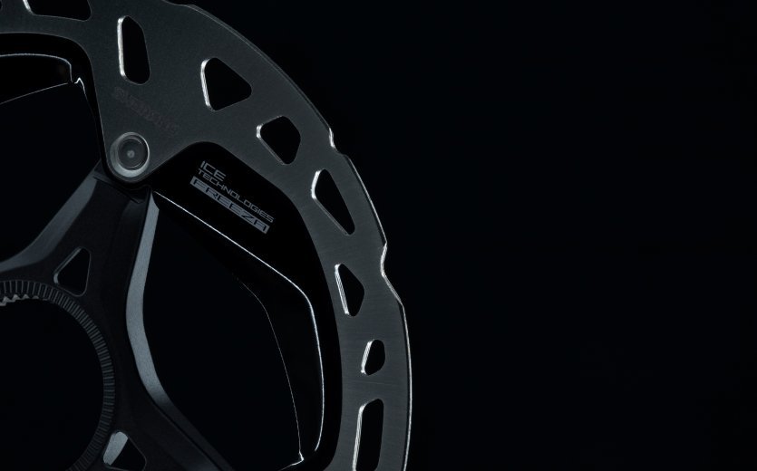 Shimano-Dura-Ace-Bremsscheibe-LPHero_3840x1540_Hero_Dura-Ace_213_bb.jpg