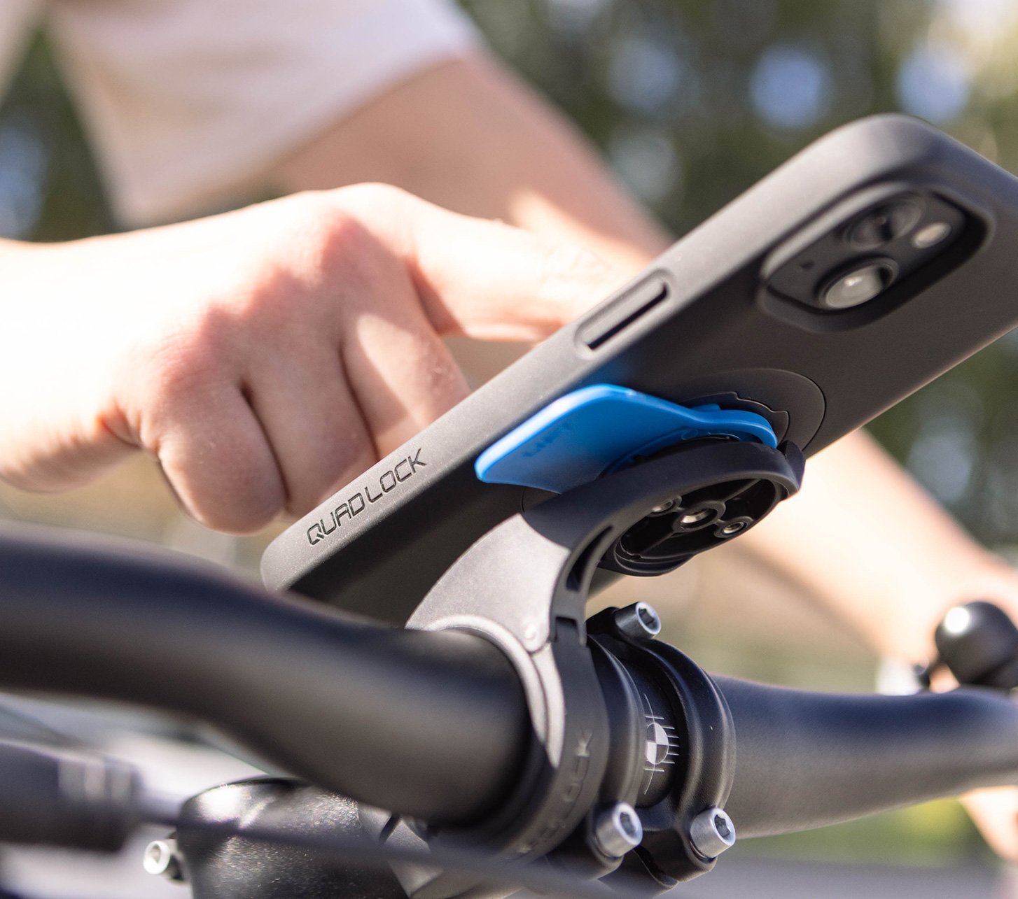 250910_Quad-Lock_Header-Mobil.jpg