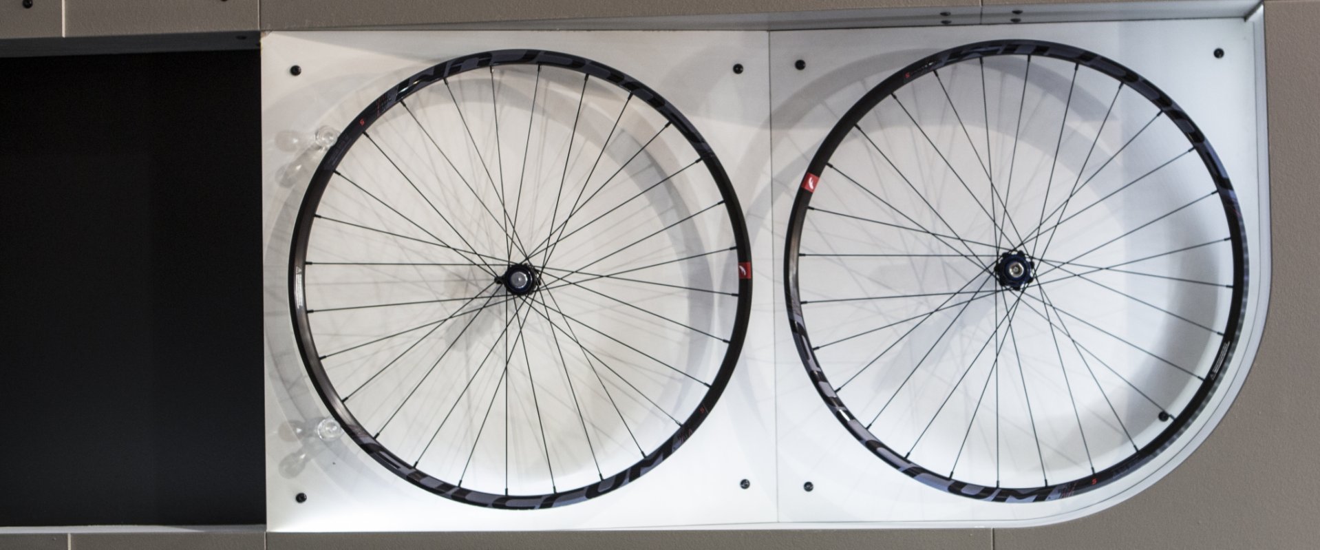 The Red Zone 5 wheelset are a grade upgrade for your XC rig. 