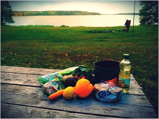 A great salad on a lake