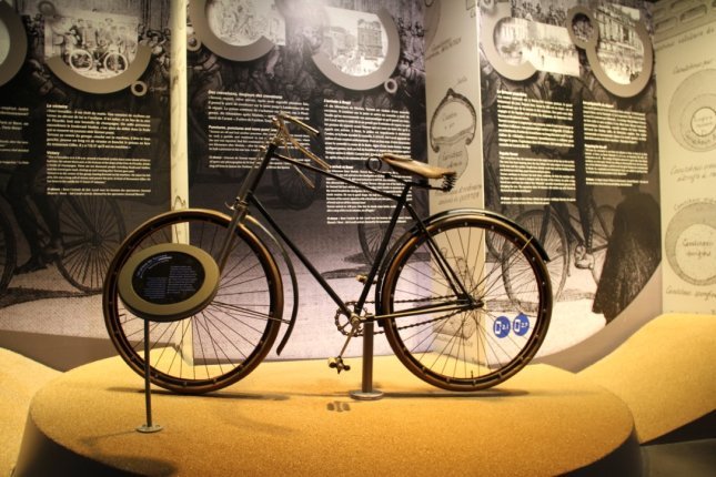 Das Paris-Brest-Paris Sieger-Fahrrad von 1891.