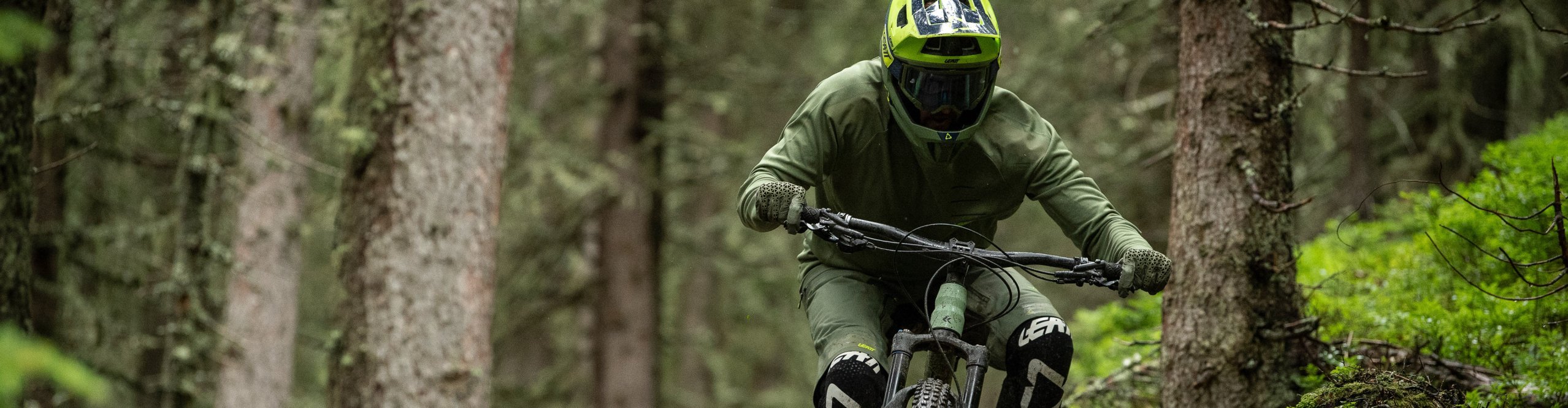 Leatt_MTB_Protektoren_Helme_LPHeader_desktop.jpg