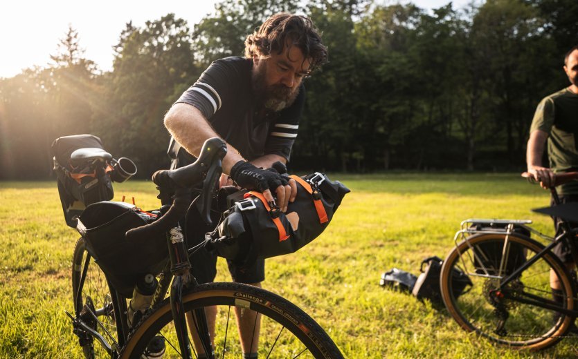 However, make sure that your handlebars as well as the bag fit together.