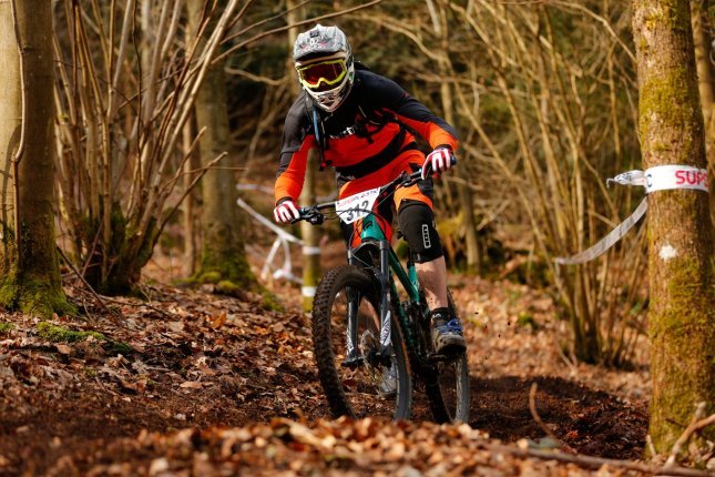 Wide rims + Low tyre pressure = Loads of grip.