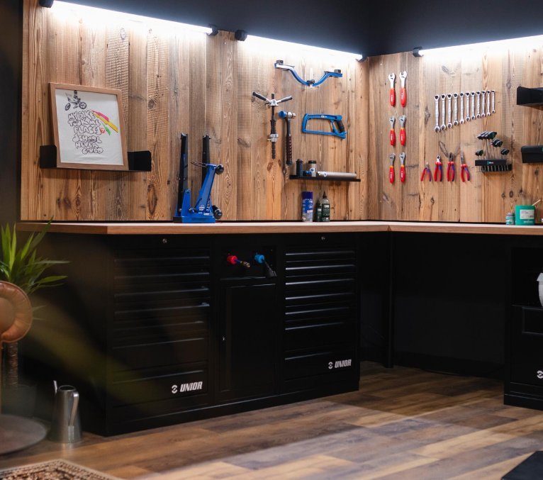 Schraub dich durch den Winter - Werkzeuge und Werkstattzubehör bei bike-components