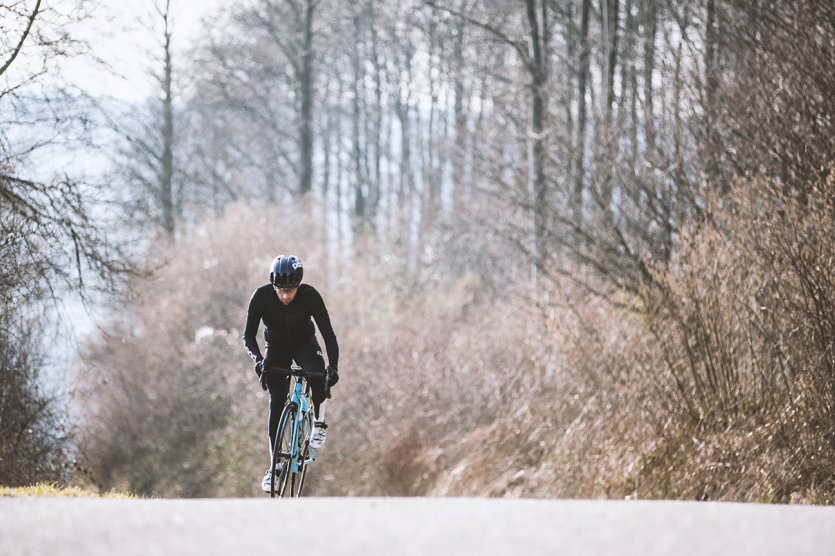 Rennrad Herbst Winter Frost Anstieg welliges Terrain