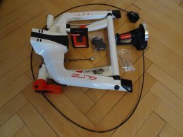 Elite Qubo Power Mag Smart, Fahrradtrainer, Rollentrainer