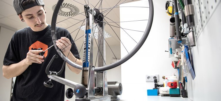 Construire des roues : les bases pour ta