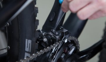 How to adjust your front derailleur