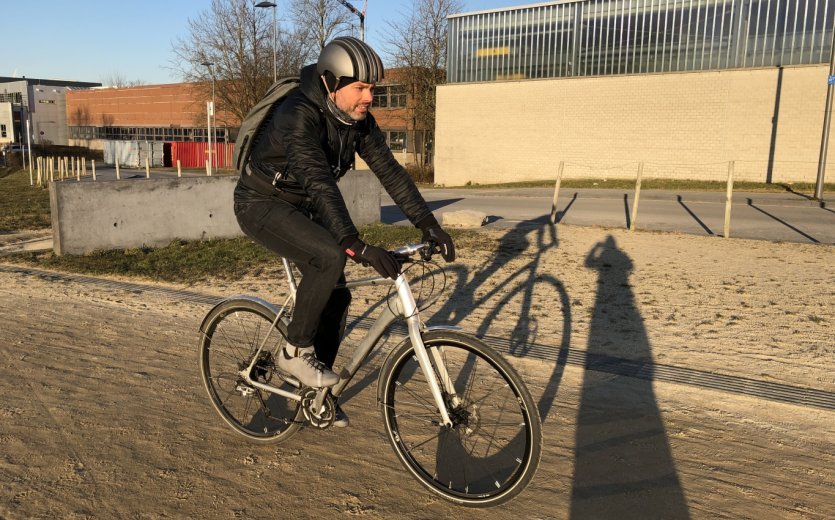 The Ergon ST Core Prime Saddle on a commuter bike.