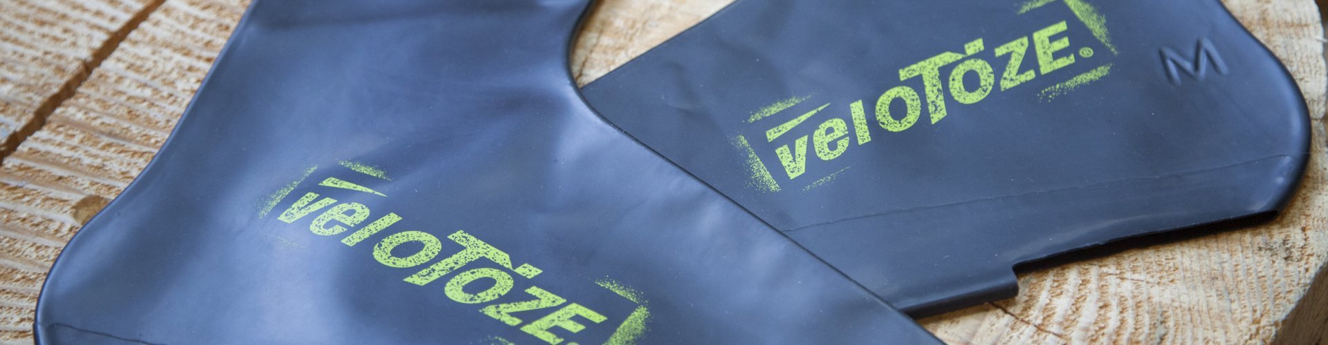 The veloToze shoe covers.