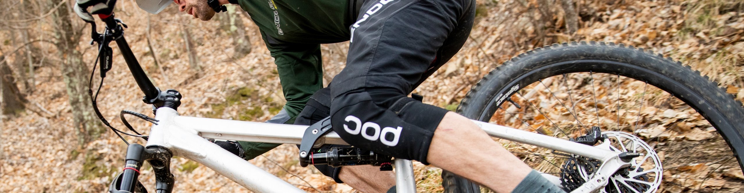 RockShox-Dämpfer-LPHeader_Desktop_3840x1000_200213-200214_BotMTB_Val_Argentina_AS3I8456-Hoshi_Yoshida.jpg