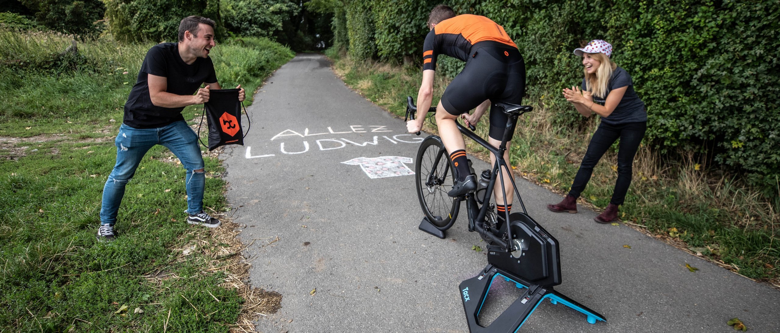 Avec le bon équipement, l'entraînement en salle donne presque l'impression de faire du vélo sur la route.