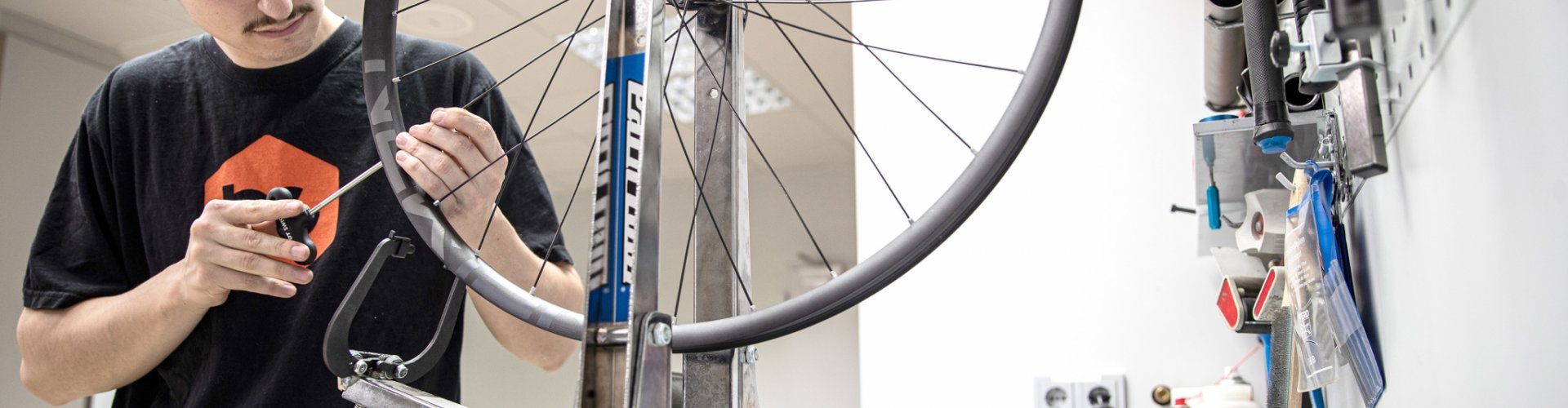 Einmal-eins-des-Laufradbaus-fuers-Fahrrad_Headerbild.jpg