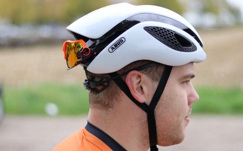 ABUS GAMECHANGER HELMET REVIEW - Road Bike Action