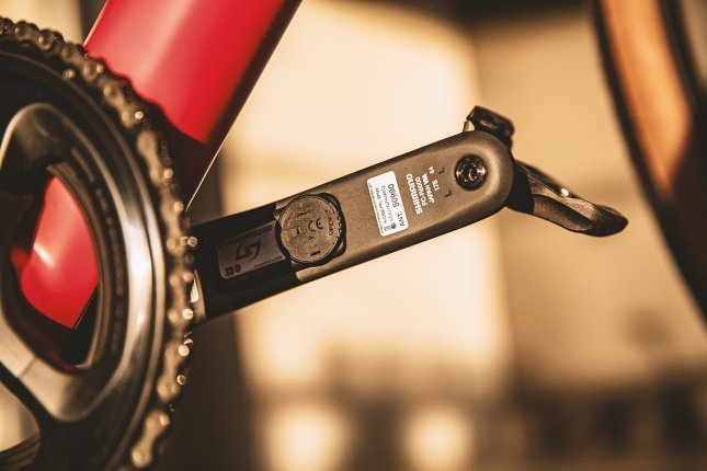 Stages Ultegra LR Switch Battery Access