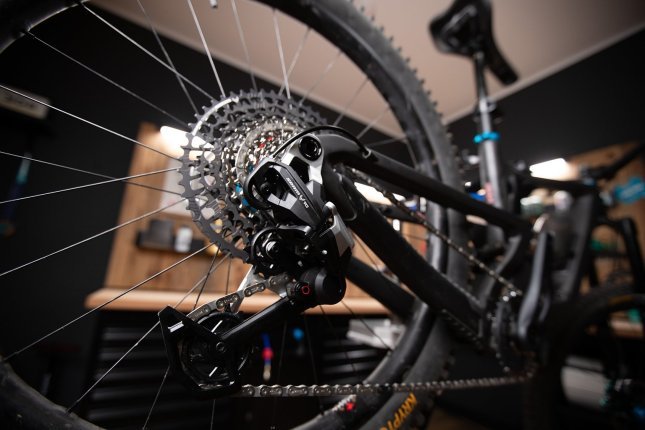 250325_SRAM_Motive_Maven_90_Unboxing_523_ss_1536.jpg