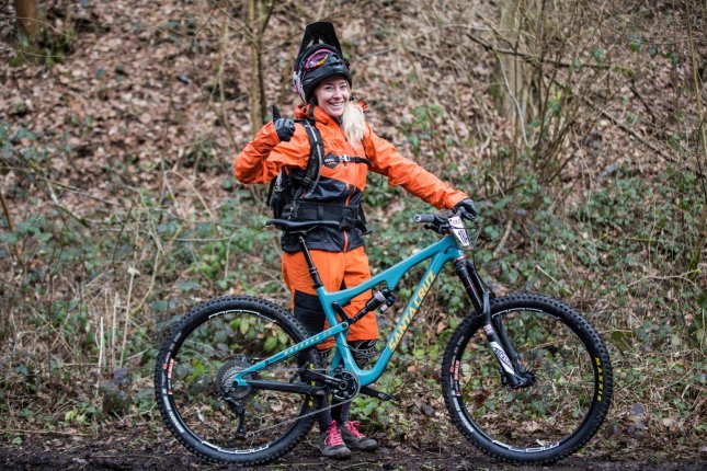 Steffi and her Santa Cruz Bronson