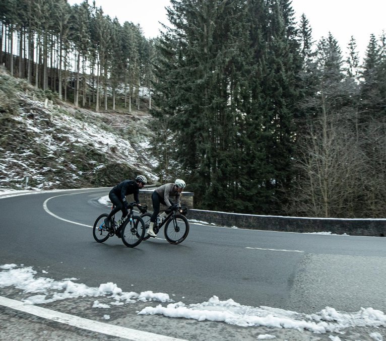 A63I2910_Road_Header_mobil.jpg