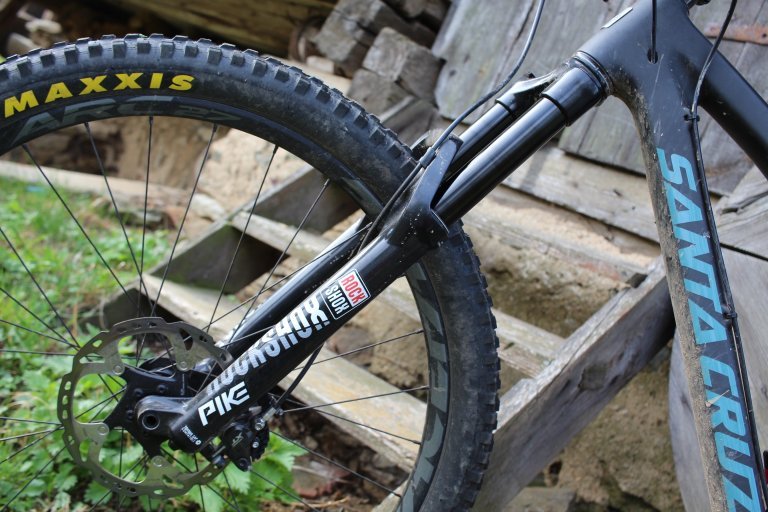 The 2018 RockShox Pike RCT3 DebonAir Boost 27.5 suspension fork.