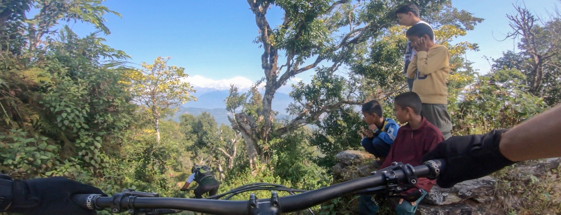 Lenker Bike Nepal Treppen Trail Dschungel 