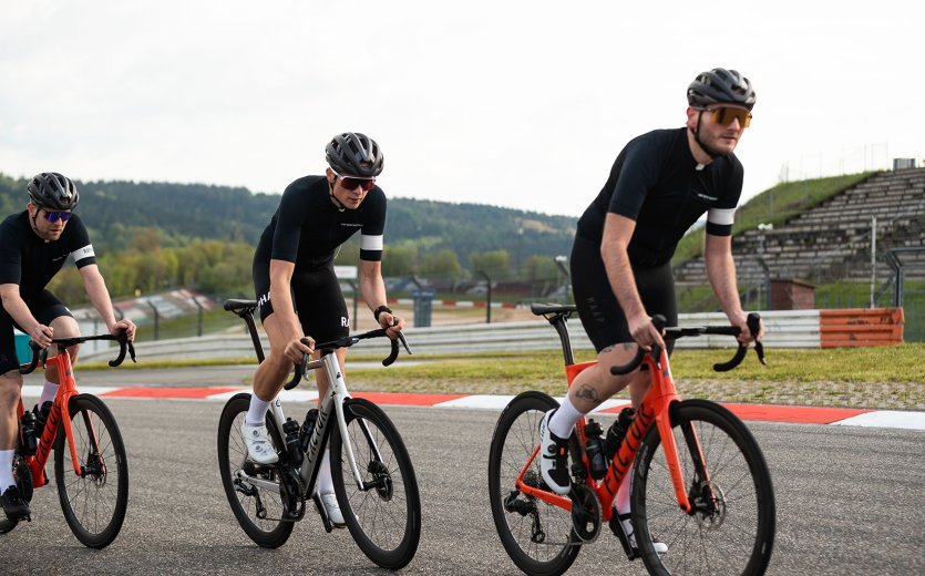 Team CeramicSpeed auf dem Nürburgring